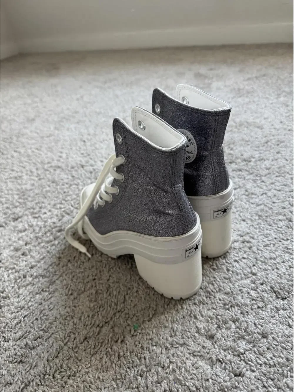 Converse Women’s 5.5 Chuck 70 De Luxe Heel Hi Top Glitter Sparkle Contemporary - Picture 5 of 9
